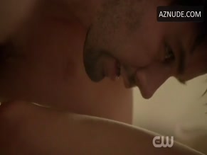 Caitlin Stasey in Reign