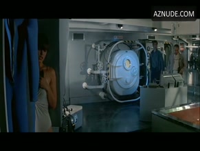 Carey Lowell in Licence To Kill