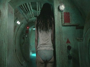 Chloe Pirrie in Dept. Q