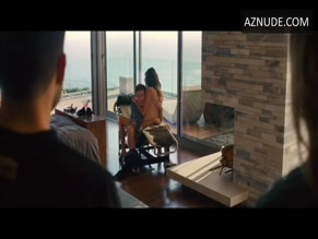 Christine Donlon in Entourage