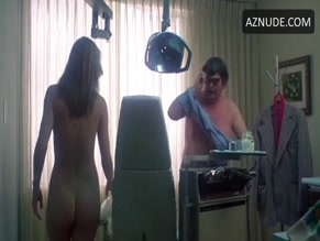 Cornelia Sharpe in Busting