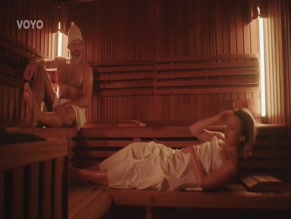 Petra Buckova in Sex O'clock