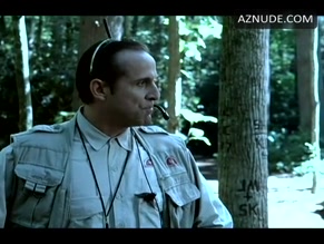 Dominique Swain in Happy Campers