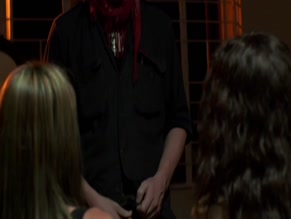 Isis King in Hello Forever