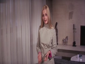 Carol Channing in Skidoo