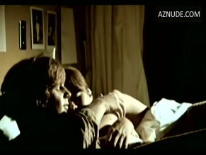 Elaine Giftos in The Student Nurses