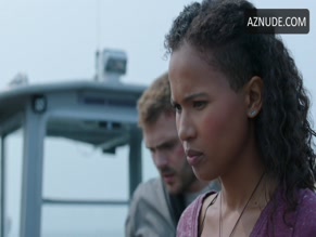 Eline Powell in Siren