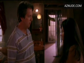 Elizabeth De Razzo in Eastbound And Down