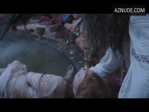 Elizabeth Kinnear in Tale Of Tales