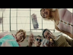 Ella Leyers in Zillion