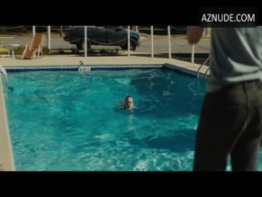 Elle Fanning in Galveston