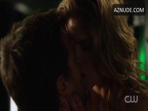 Emily Bett Rickards in Arrow