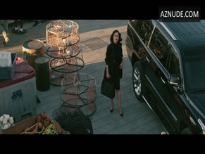 Emily Maddison in Overboard