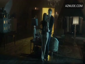 Emily Piggford in Hemlock Grove