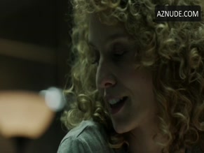 Esther Acebo in La Casa De Papel