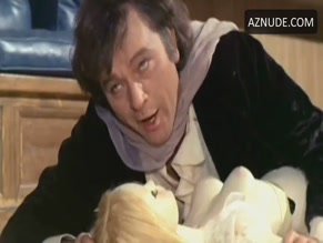 Ewa Aulin in Candy