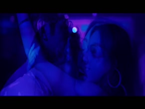 Katrina Dovey in Alapaap