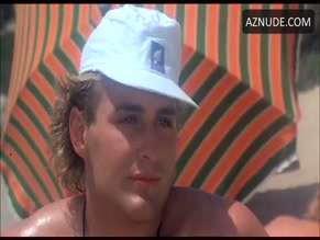 Fabiana Udenio in Hardbodies 2