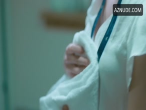 Faye Marsay in Glue