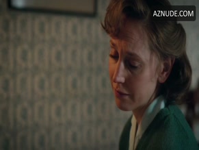 Fiona Button in My Mother And Other Strangers
