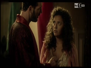 Serena Rossi in Rossella