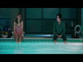 Haley Lu Richardson in Five Feet Apart
