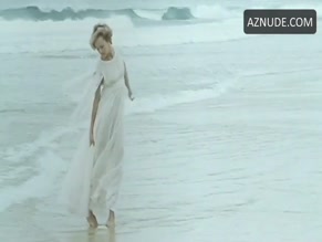 Gabrielle Lazure in La Belle Captive