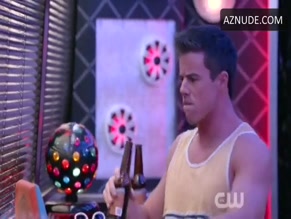 Gabrielle Ruiz in Crazy Ex-girlfriend