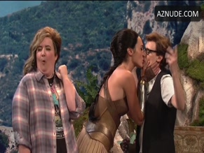 Gal Gadot in Saturday Night Live