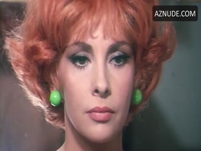 Gina Lollobrigida in La Morte Ha Fatto L'uovo