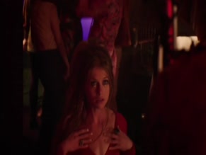 Genevieve Angelson in The Good Girls Revolt