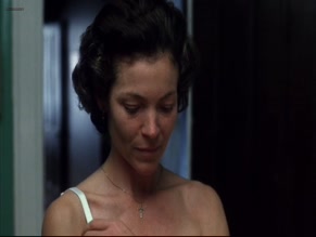 Amy Irving in Carried Away
