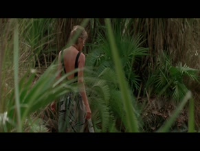 Linda Kozlowski in Crocodile Dundee