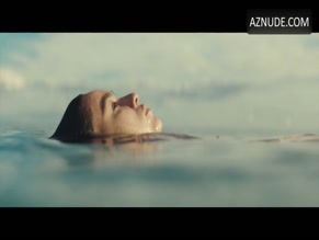 Greta Fernandez in Unicorns