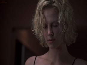 Courtney Love in Trapped