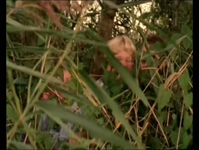 Veerle Dobbelaere in Madelief Krassen In Het Tafelblad