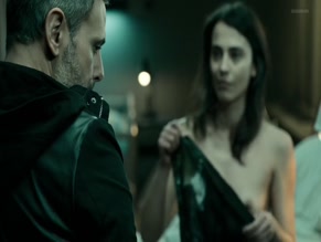 Veronika Moral in Vis A Vis