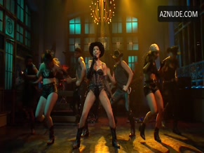 Halsey in Saturday Night Live