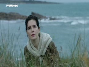 Lea Francois in Meurtres A