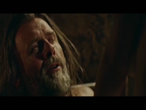 Mia Tomlinson in The Lost Pirate Kingdom