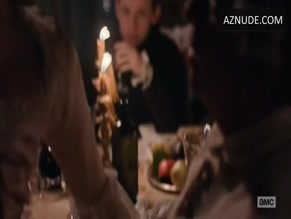 Heather Lind in Turn