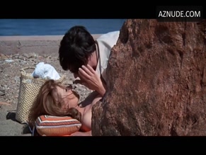 Irina Demick in The Sicilian Clan