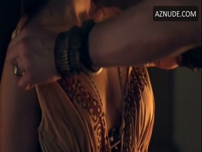 Jenna Lind in Spartacus