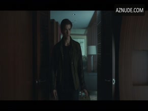 Jennifer Krukowski in Titans
