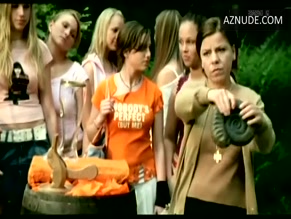 Jennifer Ulrich in Klassenfahrt - Geknutscht Wird Immer