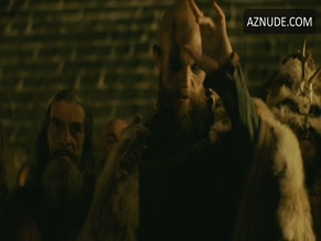 Josefin Asplund in Vikings