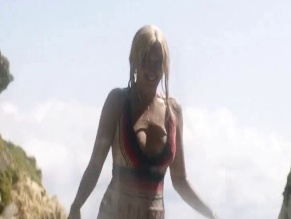 Julia Ragnarsson in Blinded