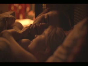 Karoline Hamm in Equinox