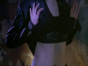 Katee Sackhoff Nude Scene in Halloween: Resurrection