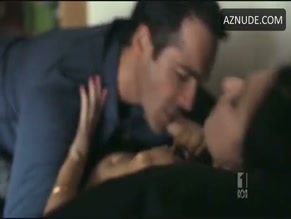 Katherine Halliday in The Slap